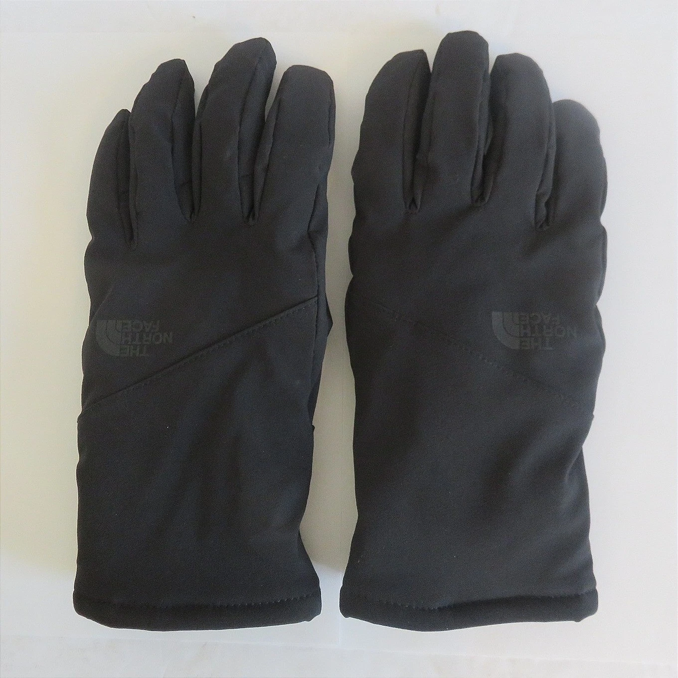 The North Face Womens Apex Etip Gloves Black Softshell Fleece Lined Large L
Opens in a new window or