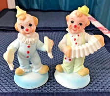 VINTAGE ARTMARK CLOWN FIGURINES, PORCELAIN BISQUE, 5" , MUSIC THEME, TAIWAN