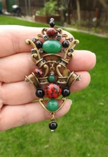 Vintage Sweet Romance Shelley Cooper Crown Green Red Cabochon Brooch Pin Read