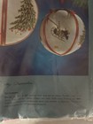 Heirlooms Christmas Ornament # 157  CREWEL WOOL KIT ON LINEN WITH VELVET  10" — photo 2