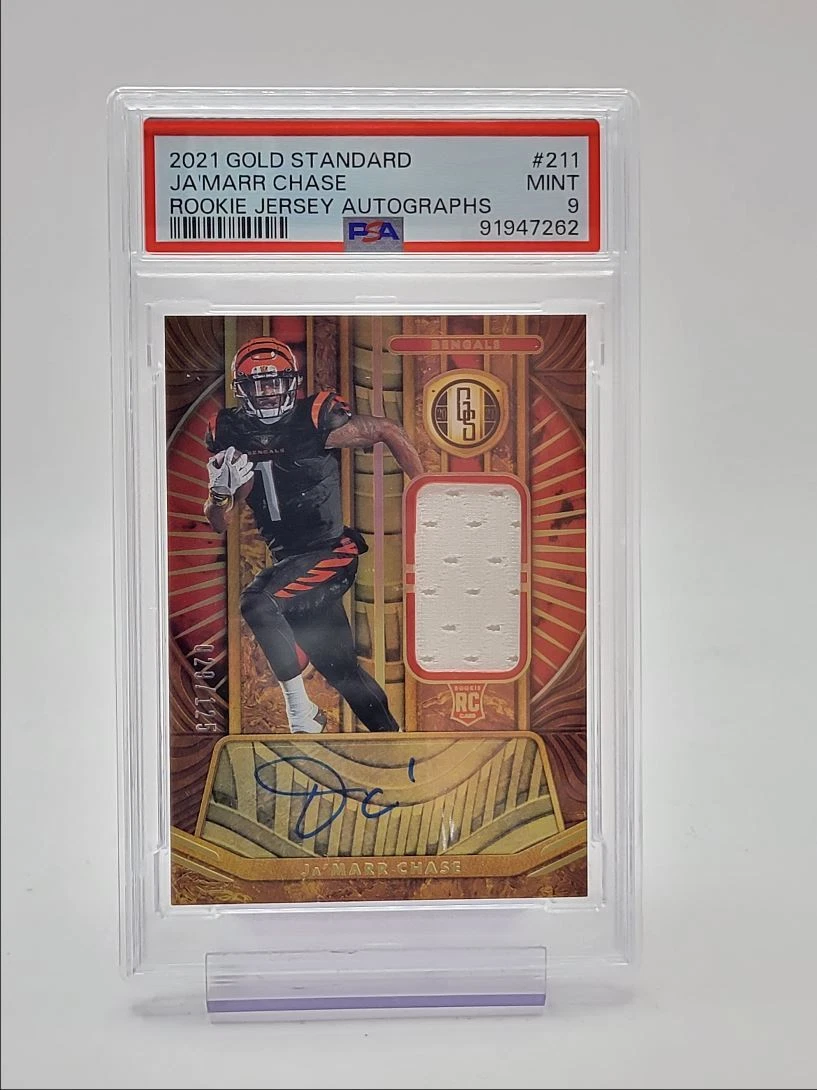 JaMarr Chase Panini Gold Standard #211 Rookie Jersey Autographs