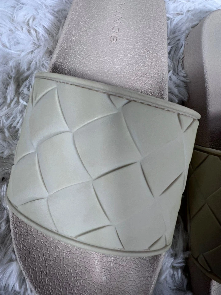 Женские сандалии-слайды Vince размер 8 зеленые цвета слоновой кости тканые резиновые без шнуровки повседневные - Изображение 4 из 4