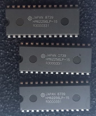 3 x HITACHI HM62256LP-15 SRAM Memory