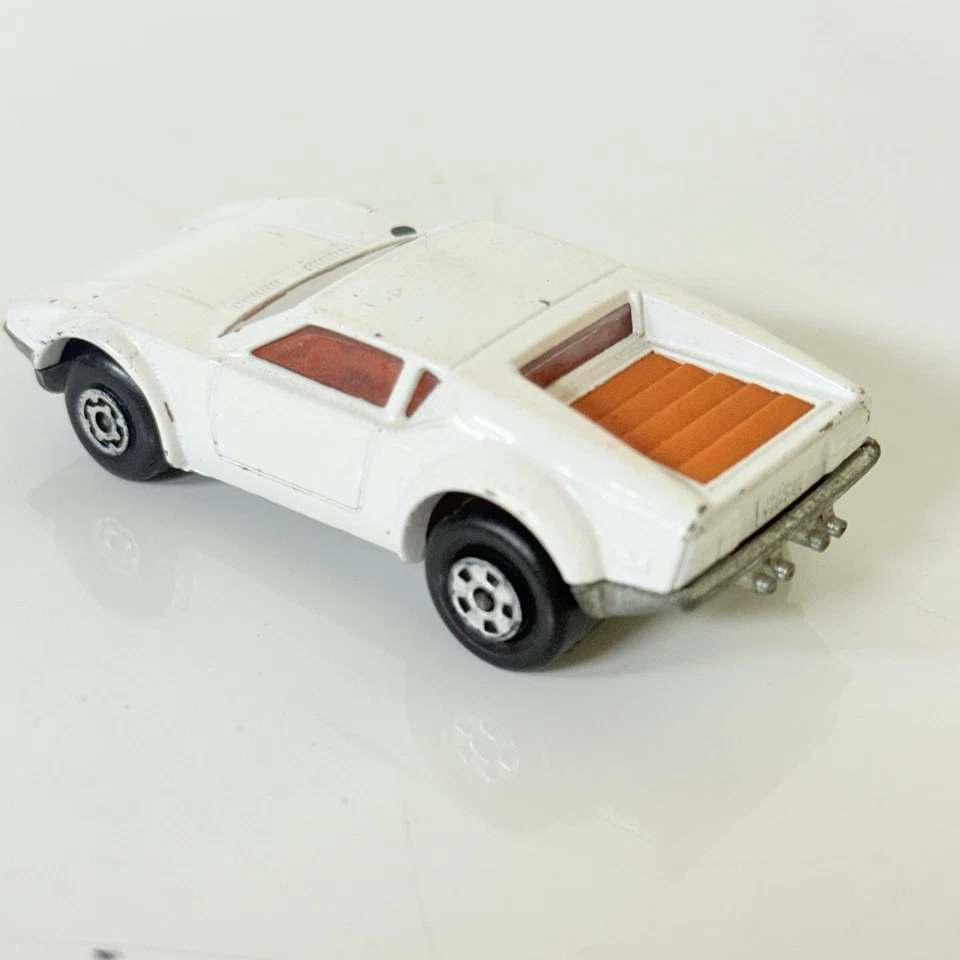 Vintage Matchbox Superfast 8 De Tomaso Pantera, rare Clear White - Image 3 of 4