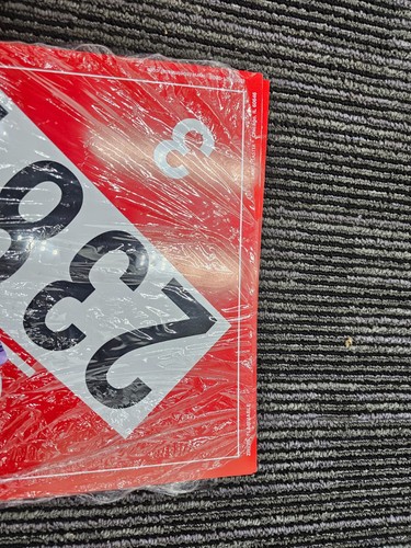 (QTY 25) LabelMaster ZRV2B 2381 Palne płynne tablice Sztywne winyl Czerwone - Zdjęcie 3 z 7