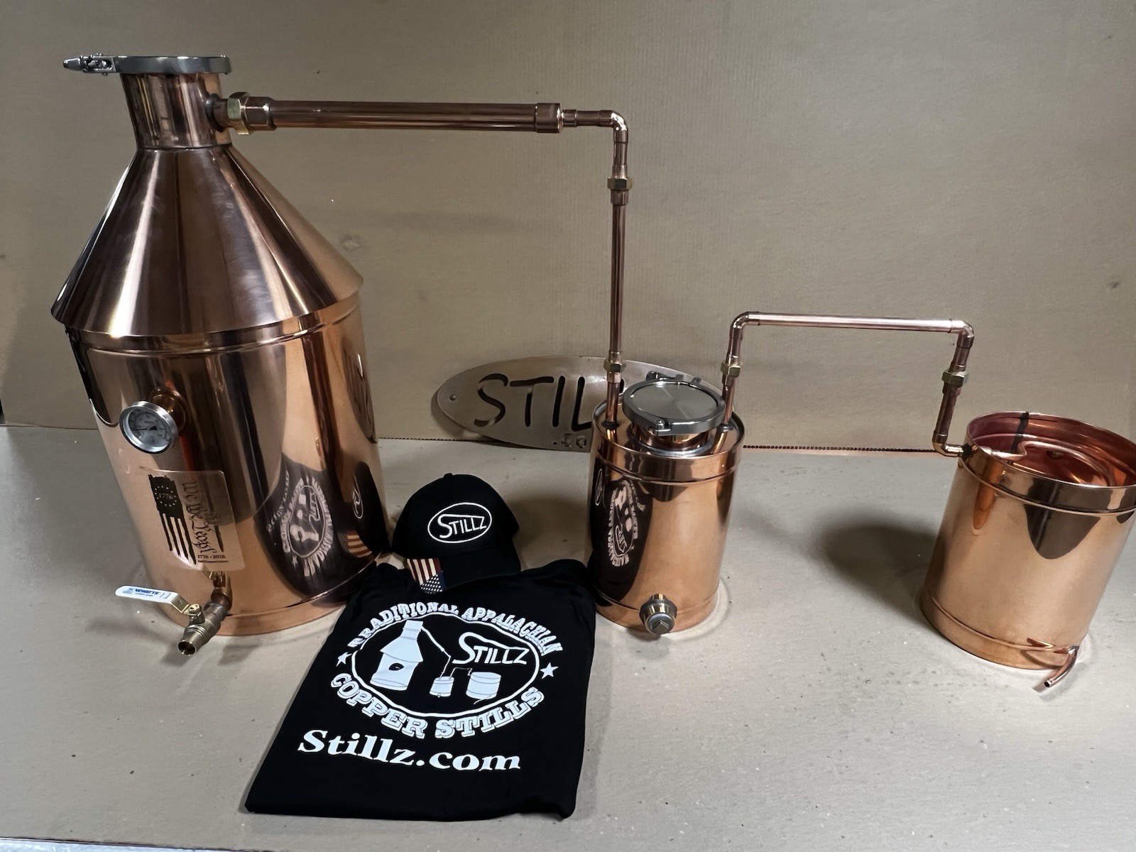 10 Gal Copper Still w/Thumper and Worm”The Perfect 10" W/StillzTeeshirt And Hat