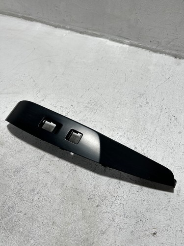 2018-2020 TOYOTA CAMRY FRONT RIGHT SIDE DOOR SWITCH PANEL TRIM MOLDING OEM - Picture 9 of 18