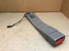 03-06 Silverado Tahoe Yukon Sierra Front Seat Belt Buckle Pewter Press Oem