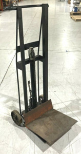 Vestil MFG Hydraulic Rolling Platform Lift Cart, 750 lbs. capacity