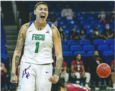 KIERSTAN BELL Signed 8 x 10 Photo WNBA Basketball LAS VEGAS ACES Florida Gulf