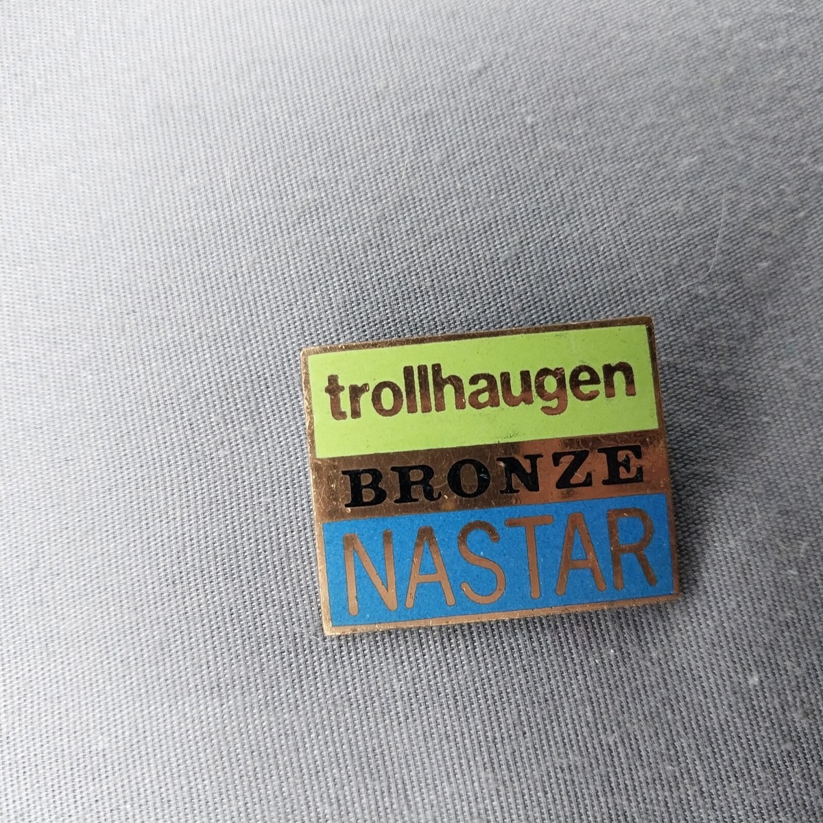 Trollhaugen Bronze Nastar Dresser Wisconsin WI Ski Skiing Metal Lapel Pin Trollhaugen Bronze Nastar Dresser Wisconsin WI Ski Skiing Metal Lapel Pin