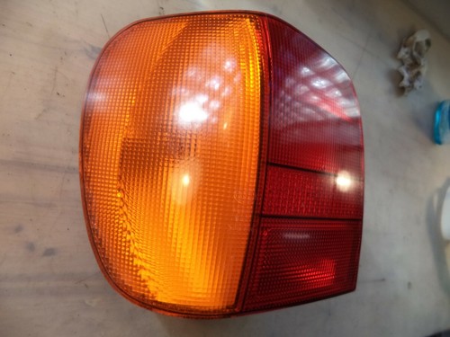 VW Polo 6N Rücklicht hinten links Hella 6N0945257A 962565 6918