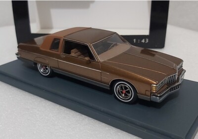 WOW Pontiac Bonneville Brougham 2 Door 1980 Brown Met 1:43 Neo