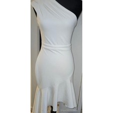 Xscape 4P white bodycon/Assymetrical dress.