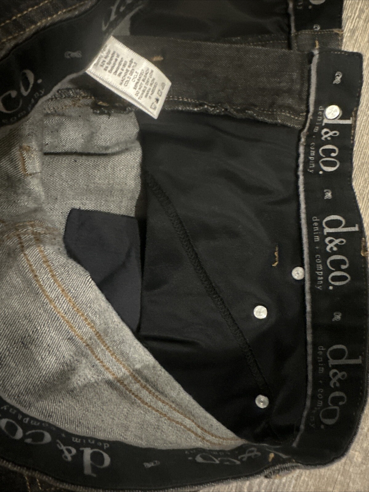 Picture 5 of 6