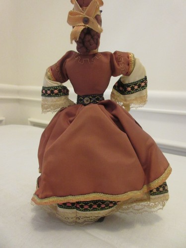 VINTAGE HANDMADE DOLL - 9 1/2 TALL - 1950's - Picture 7 of 13