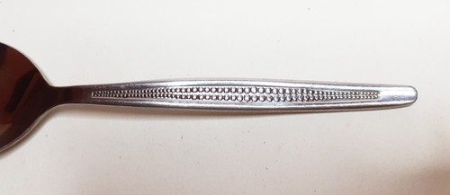 Teaspoon twin rows of beads pattern unidentified 60s Korea stainless 5¼in 13.2cm - Picture 6 of 12