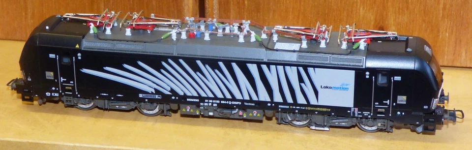 Roco 71952 MRCE/Lokomotion Class 193 "Vectron", Black Livery, Era VI - Image 4 of 4