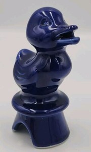 BOYD COBALT BLUE DUCK PIE BIRD BAKING VENT