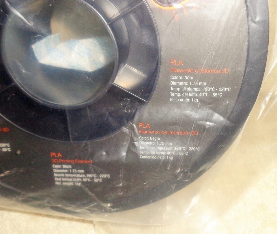 Filamento de impresora Amazon Basics AMG1051752-10 PETG 3D 1,75 mm 2,2 lb - negro Foto 2 de 4