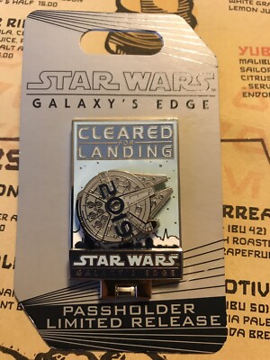 STAR WARS GALAXY'S EDGE PIN PASSHOLDER LIMITED