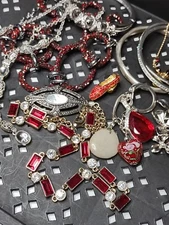Super Cool Variety Assorted Pretty Jewelry And Accessories Bundle Bulk  Lot BN4