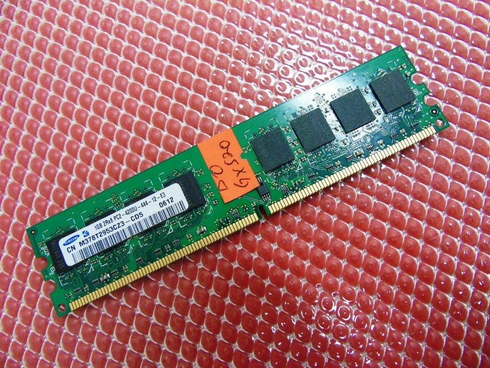 2 x 1GB (2GB) Dell GX520 Desktop DDR2  PC2-4200 Memory M379T2953CZ3-CD5 - Image 2 of 4