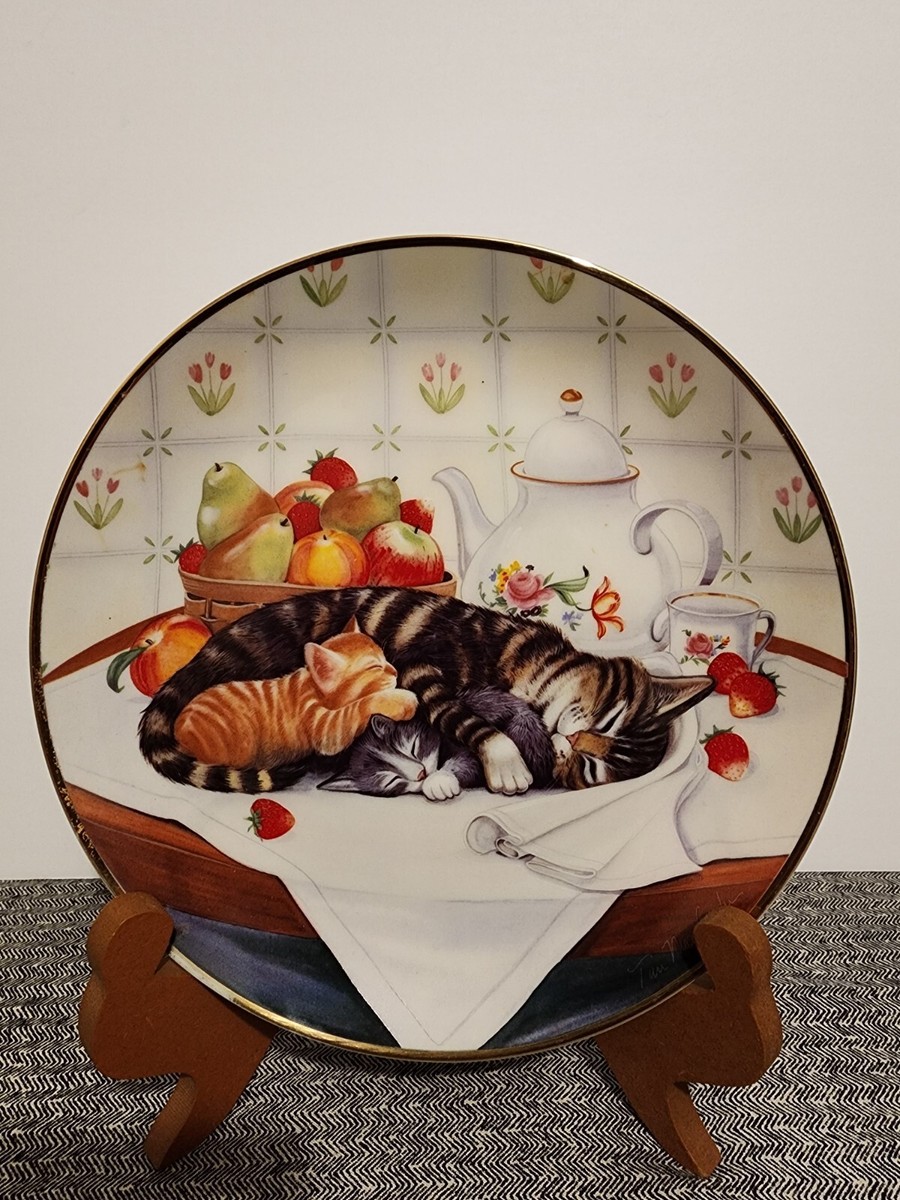 4) Franklin Mint Porcelain Cats Kittens Plates 8.25