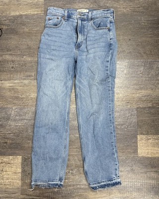 Women's Abercrombie Straight Jeans size 4