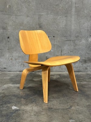 Herman Miller Eames LCW Lounge Chair 2006 Molded Plywood