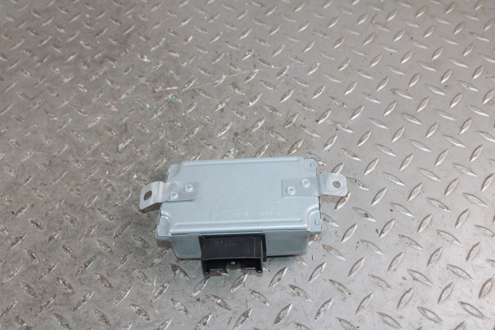 14-19 MASERATI GHIBLI Power DC Converter Inverter Voltage Stabilizer Module OEM