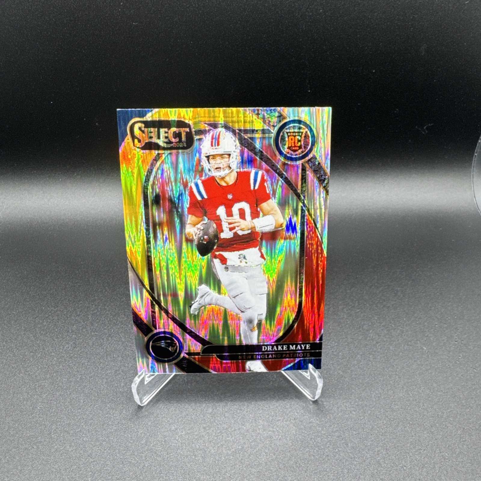 2024 Panini Select - Club Level Drake Maye #218 Red & Yellow Shock Prizm (RC)