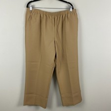 Alfred Dunner Pull On Pants Size 18P Short Tan Straight Leg Classics