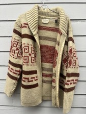 Pendleton Men's Sweater Vintage Sold As Is