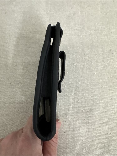 Body Glove Leder Handyhülle - klein 3x5 - Bild 4 von 5