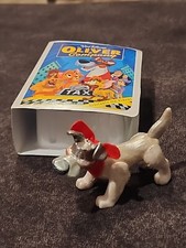 Oliver and Company 1996 McDonald's Happy Meal Toy Walt Disney's Masterpiece Read
