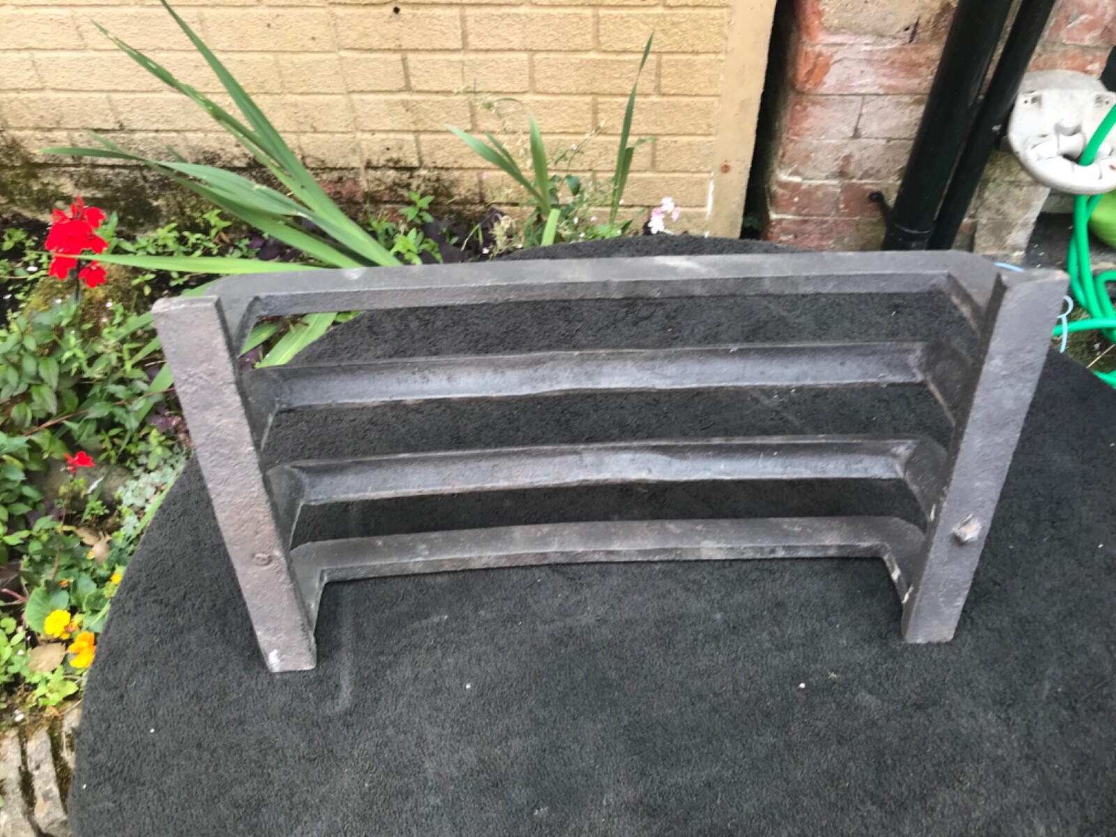 ORIGINAL VICTORIAN FIREPLACE BARS FIRE FRONT FIREPLACE FRET CAST IRON