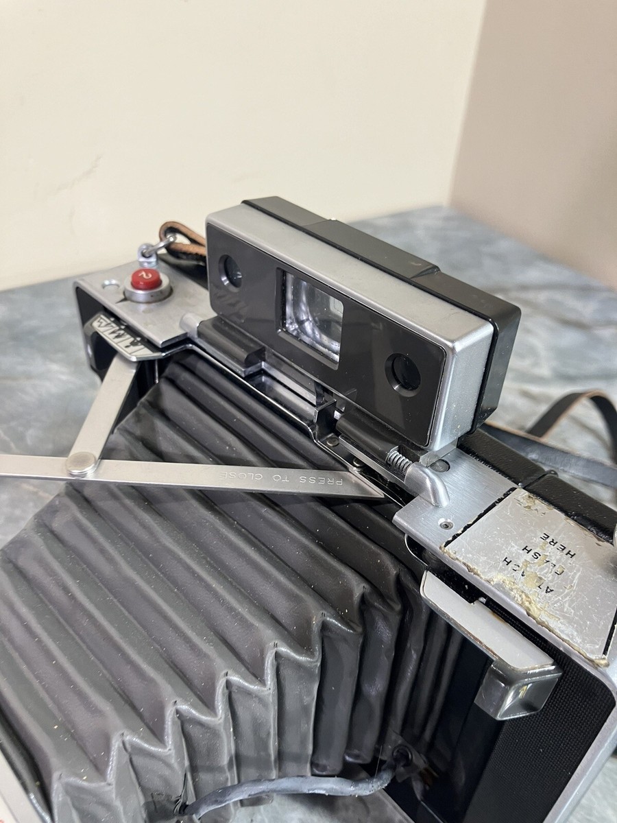 Vintage Polaroid Land Camera Model 100 w/ Original Strap