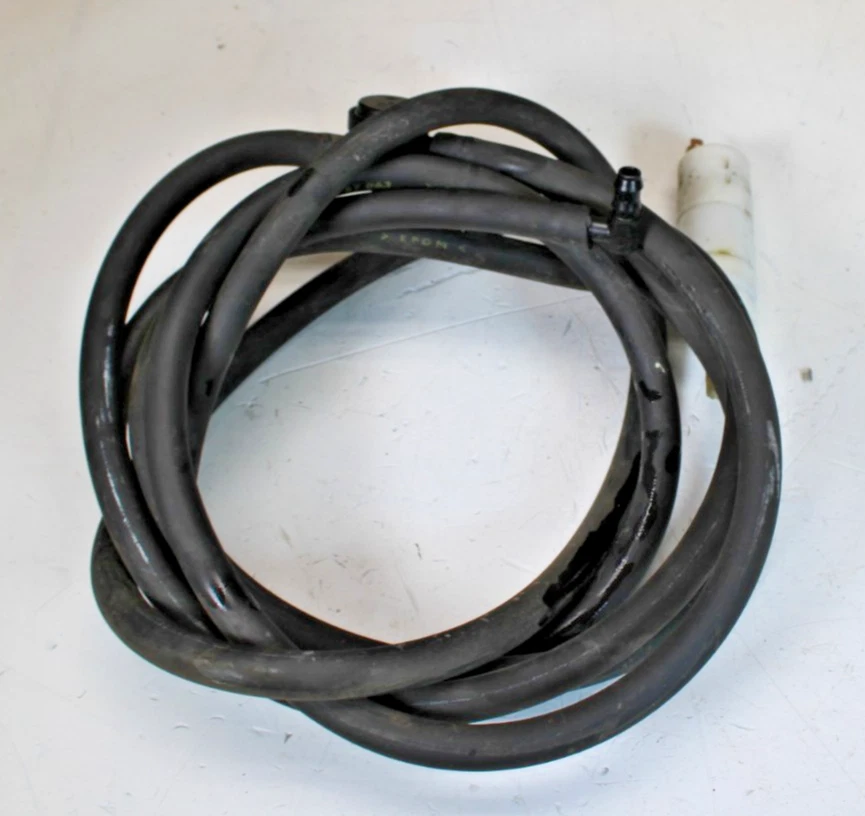 AUDI A4 2009-2012 - Lavadora de faros Manguera / Línea 8R0955970A Foto 2 de 3