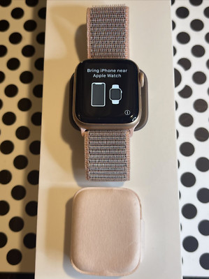 Apple Watch Series 4 (40mm) GPS + Cellular: Verizon (A1975) Gold {PiNK Nylon}