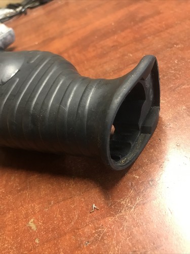 Used OEM Parts Boot N084699 Assy For DEWALT DW938 Type 2 18V Reciprocating Saw - Picture 7 of 7