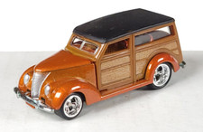 Hot Wheels Loose Ultra Hots 37 Ford Woody Orange