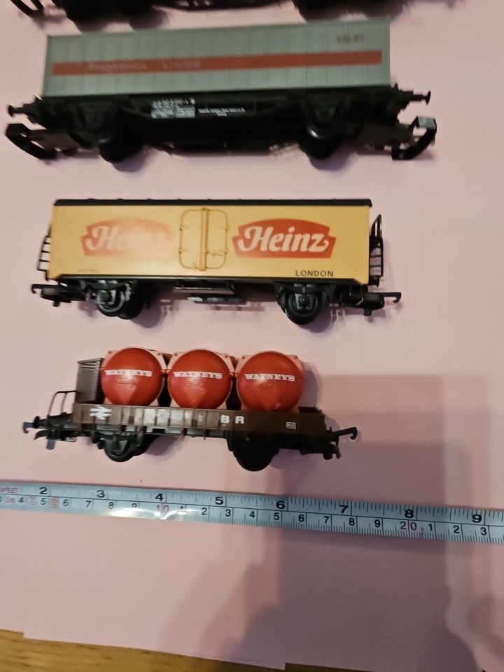 model trains 00 gauge eBay
