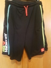 NIKE AIR JORDAN BLACK BASEBALL BOYS SHORTS SIZE XL.     c