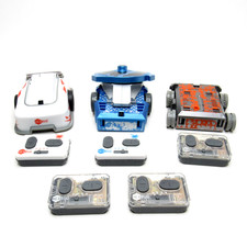 3 Battlebots Hexbug Toy Lot w/ 5 Controllers Tested Remotes Need Batteries