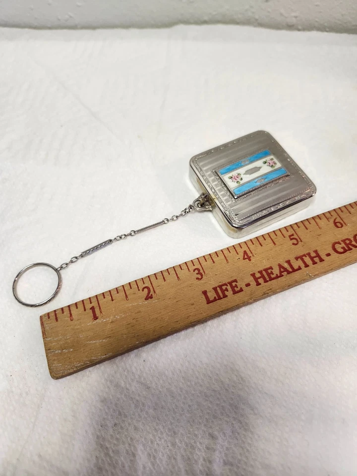 Antique Silver tone guillioche Compact Dance Purse from the 1920's - Image 2 of 4