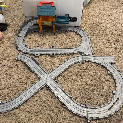 Thomas & Friends 2012 Take N Play Sodor Steamworks Repair Shed W3530 Train Track