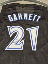 Kevin Garnett Cards, Rookie Cards and Autograph Memorabilia Guide 30