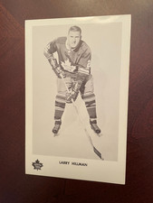 1967-68 Toronto Maple Leafs  Team-Issued NHL Postcard - Larry Hillman - NR-MT