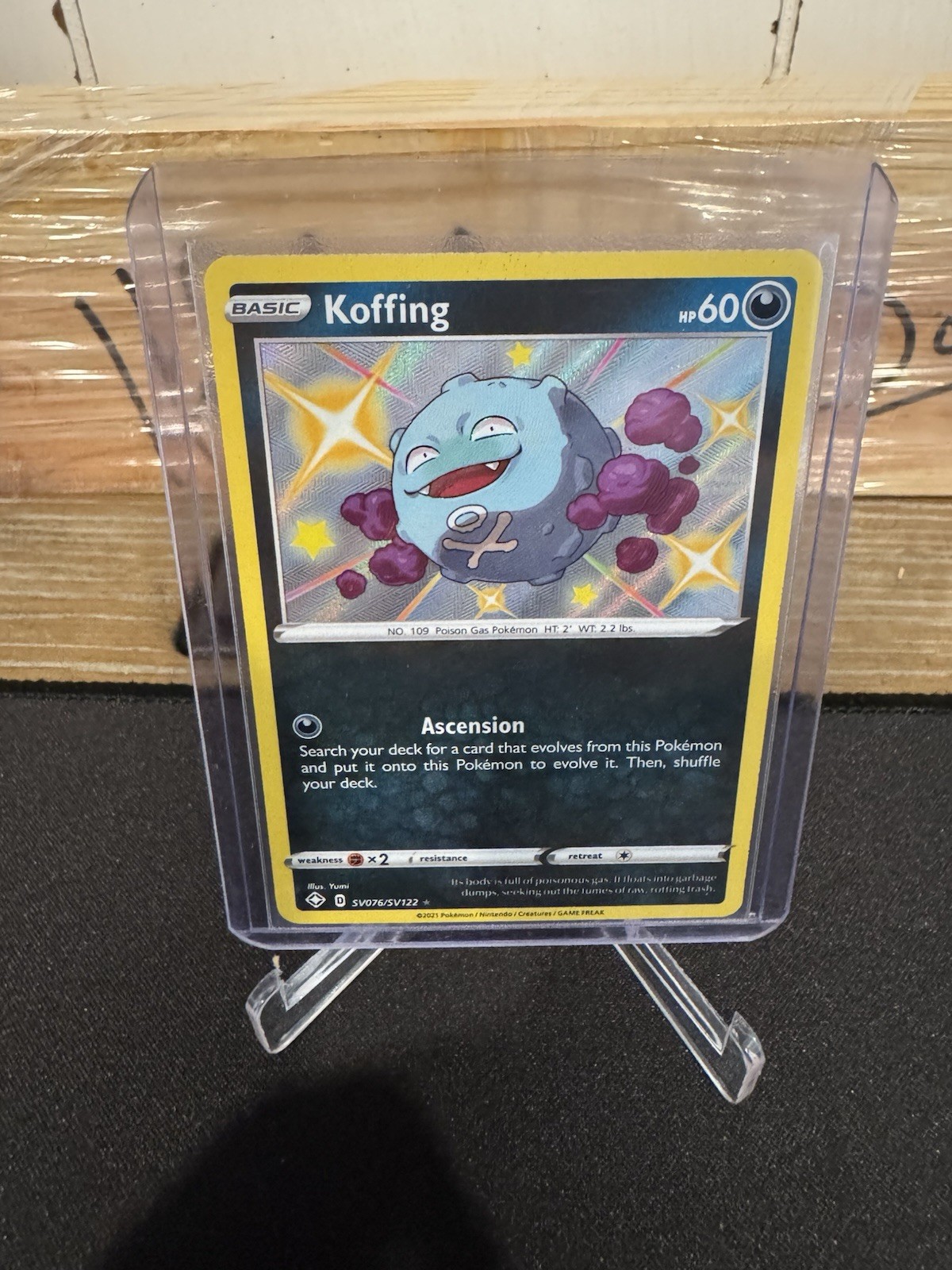 Pokemon TCG Shining Fates Shiny Vault Koffing Holo SV076/SV122 NM/M